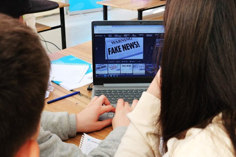 Медіаграмотність як напрям державної політики: освіта, платформи та стійкість суспільства